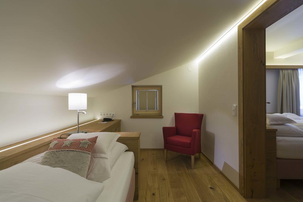 Hotel Garni Panorama 莱赫阿尔贝格 客房 照片
